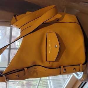 Marc Jacobs The Sling Canary Leather convertible